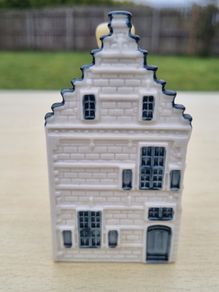 KLM ceramic collector's house no. 82