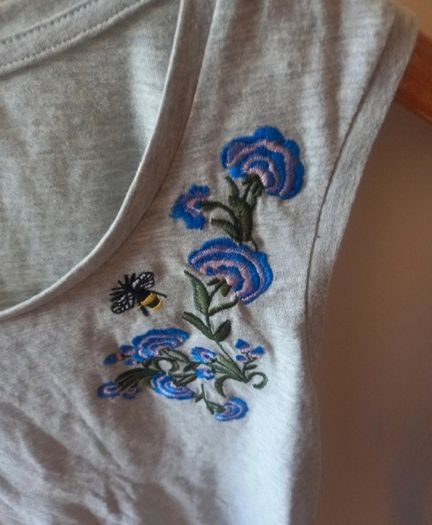 ladies teeshirts