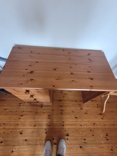 dressing table