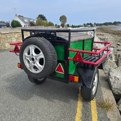 Camping trailer