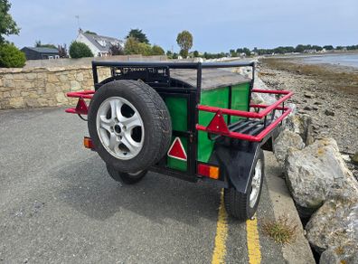 Camping trailer