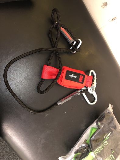 harness and shock box