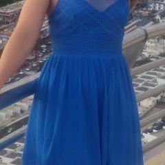 Beautifull blue dress with lace