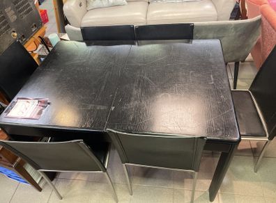 table and chairs