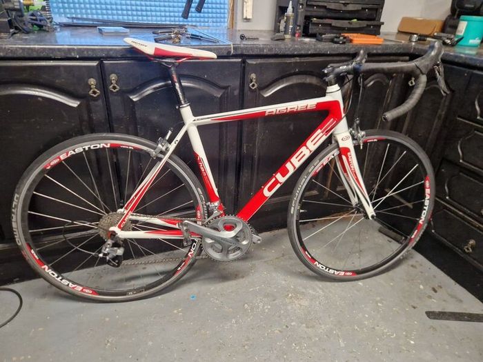 Cube Agree Pro (Ultegra) like new condition