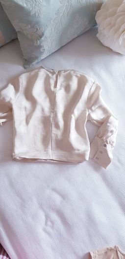 Zara Long Sleeve Cream Top - Small