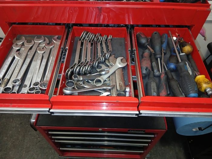 tengtool box and tools
