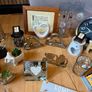 Various home decor items Image 3