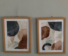 2 frames