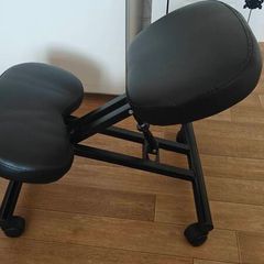 kneeling chair