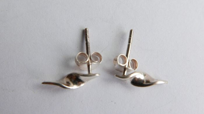 Vintage Sterling silver twist stud earrings