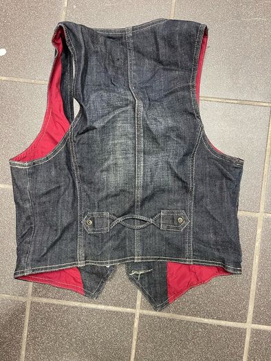 waistcoat