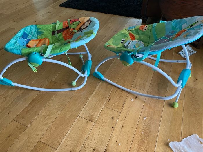 2 Baby bounce seats , Twins