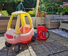 Free Car and petrol pump