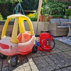 Free Car and petrol pump