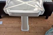 Pedestal Sink