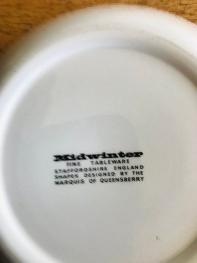 Vintage Retro Sienna Midwinter Plate