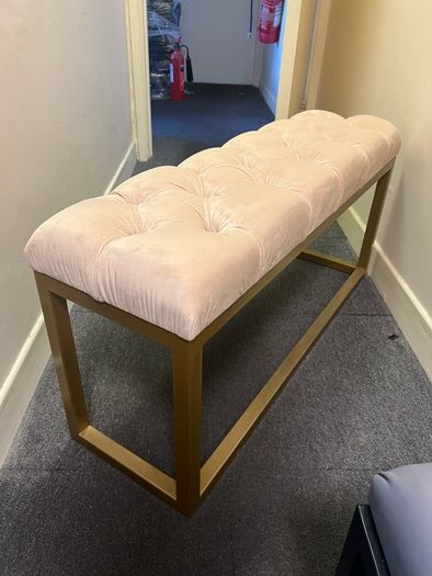 Metal frame velvet bench 100x30