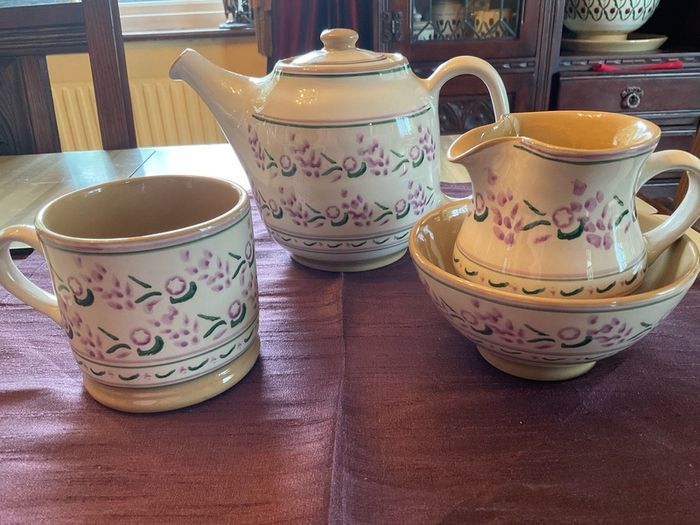 Nicholas Mosse Lavender limited edition from USA.  New Tea set.  . A tea pot , large mug , creamer and sugar bowl