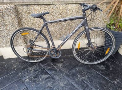 bike felt needs fixing
