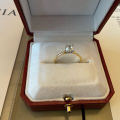 18 Ct Yellow Gold Oval Diamond Solitaire .1.51 Carat . 4 Claw Setting . Diamond Certification And Valuation Included .