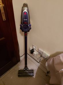 HomeMaid Handheld Stick Vacuum Cleaner, with lights, Model VC818, in excellent condition