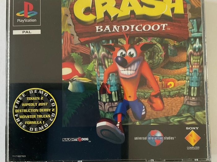 Crash Bandicoot Black Box with demo disc complete