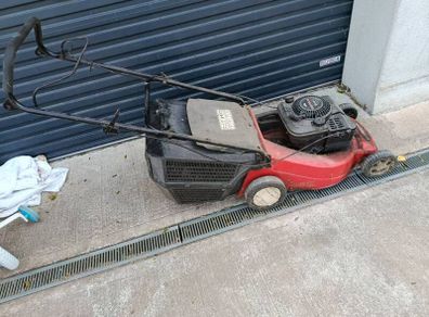 Push Lawnmower