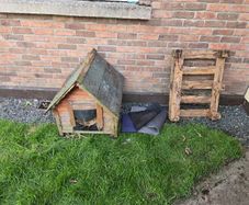 Free kennel
