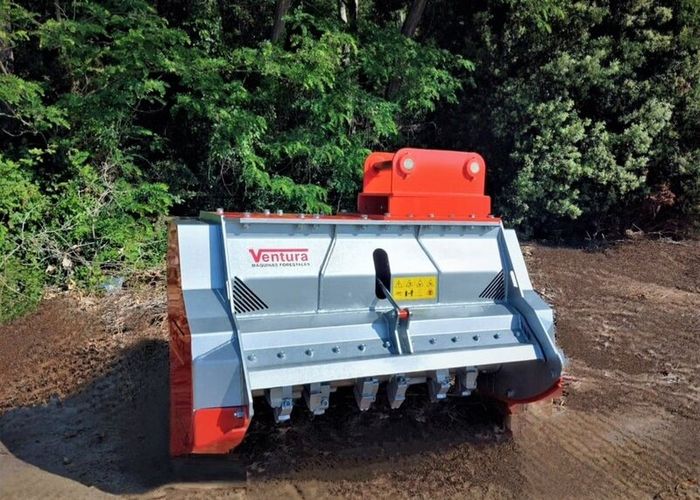Heavy duty mulchers  ploughing row 13 st 240
