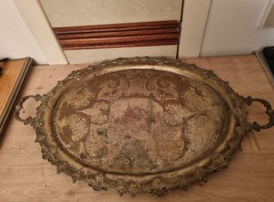 Vintage silver-plated serving tray.