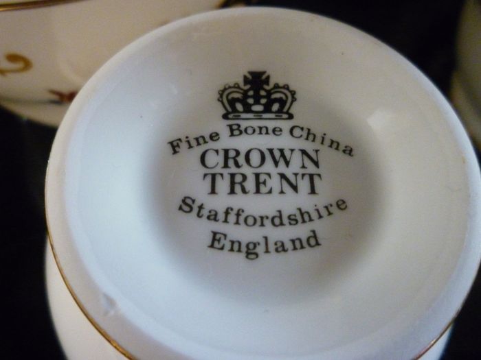 Crown Trent Fine bone China Staffordshire England tea coffee set. Complete 21 piece set
