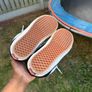 Vans Khu Image 3