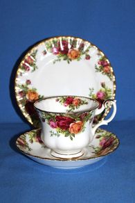 Royal Albert "Old Country Rose" Tea cup, Saucer, Side Plate
