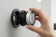 Bang &amp; Olufsen Essence Remote wall mount