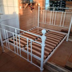 Really Sturdy White Metal 4Ft 6 Double Bed Frame - Can Deliver