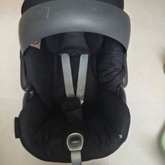 Cybex Cloud Z reclining infant car seat