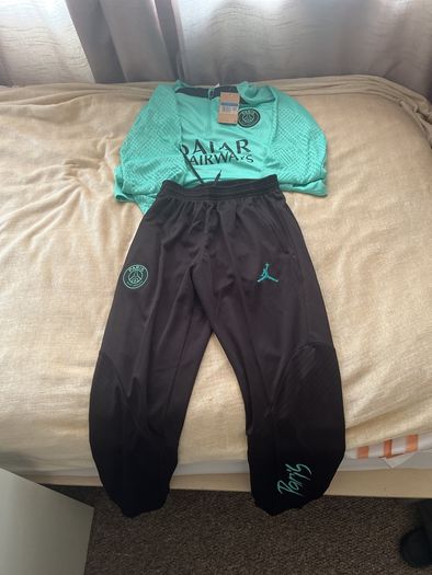 psg tracksuit
