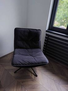 Swivel chair