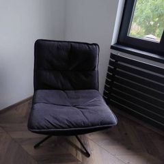 Swivel chair