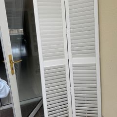Plantation shutters