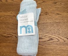 crib/moses blanket