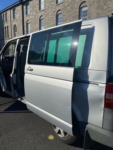 VW 2006 Caravelle