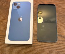 iPhone 13 (128GB)