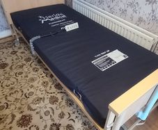 Hospital patient electric bed
