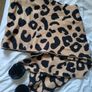 Long scarf shawl with animal print NEW black and beige Image 5