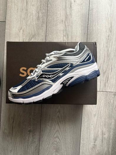 Saucony ProGrid Omni 9