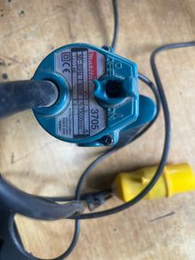 Makita 3705 laminate trimmer/router