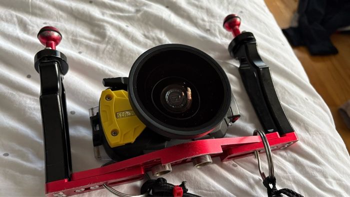 Sea & Sea DX-6G Underwater Camera Set w/ WCL06 Wide Angle Lens & Dual Tray