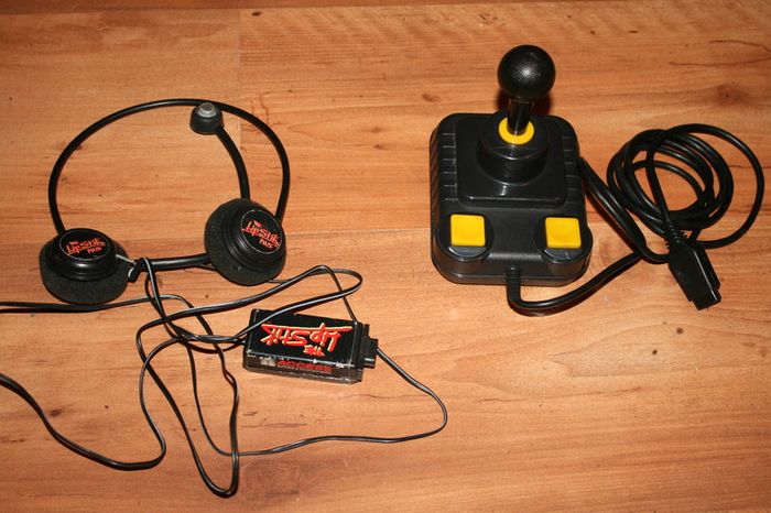 Zipstick Joystick and RARE The Lip Stik headphones Working C64, Amiga, Atari, Sinclair, Amstrad